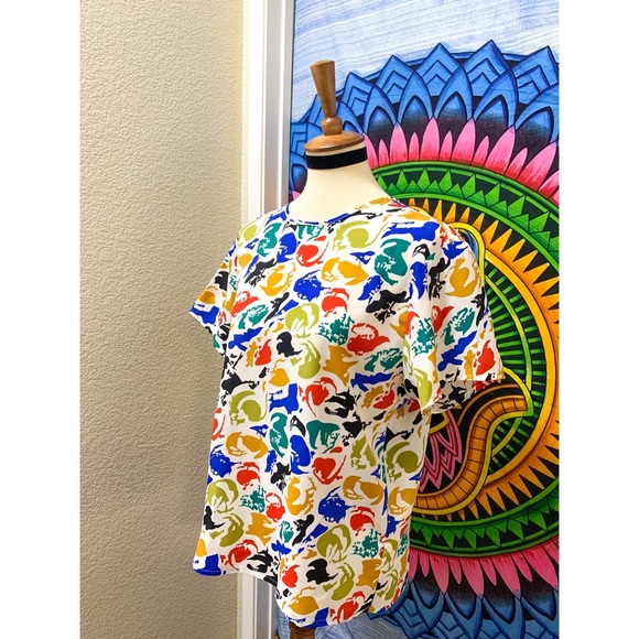 🌈 Stylish Vintage pop art top - Picture 4 of 12